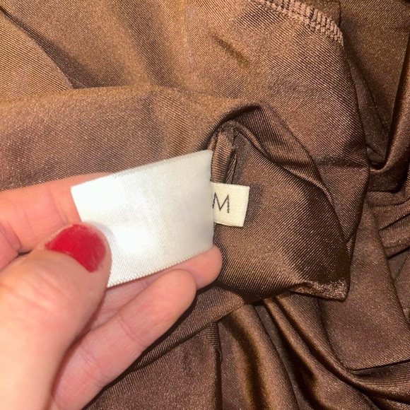 Selvi Sleeveless Brown Midi Dress - Picture 10 of 11